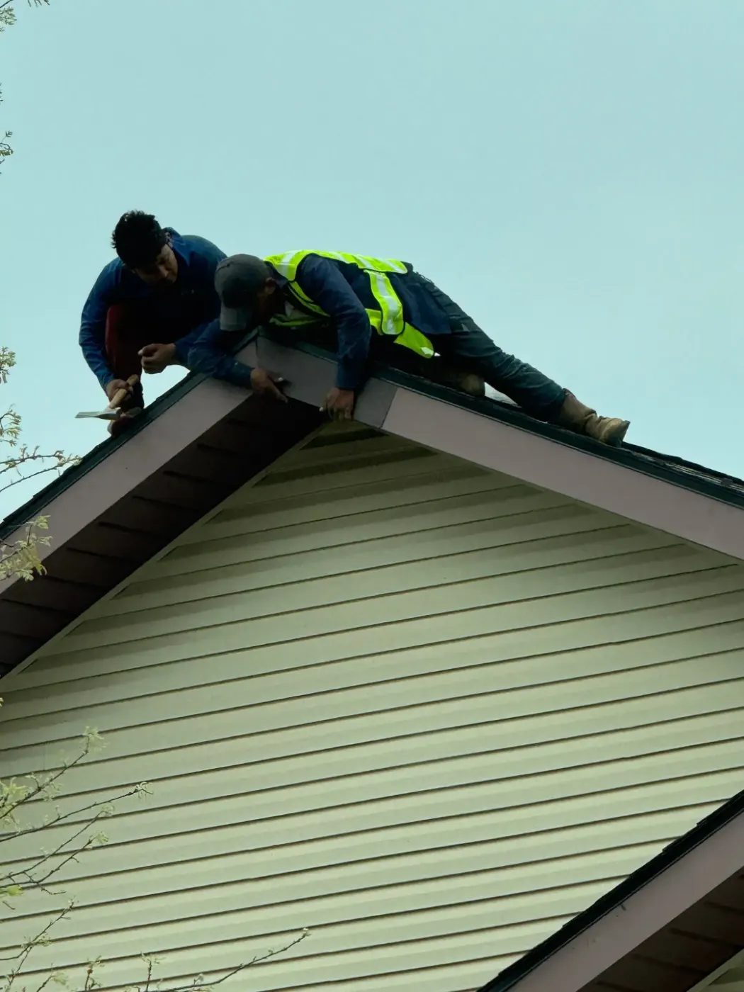 Commercial roof inspection documented in Russellville